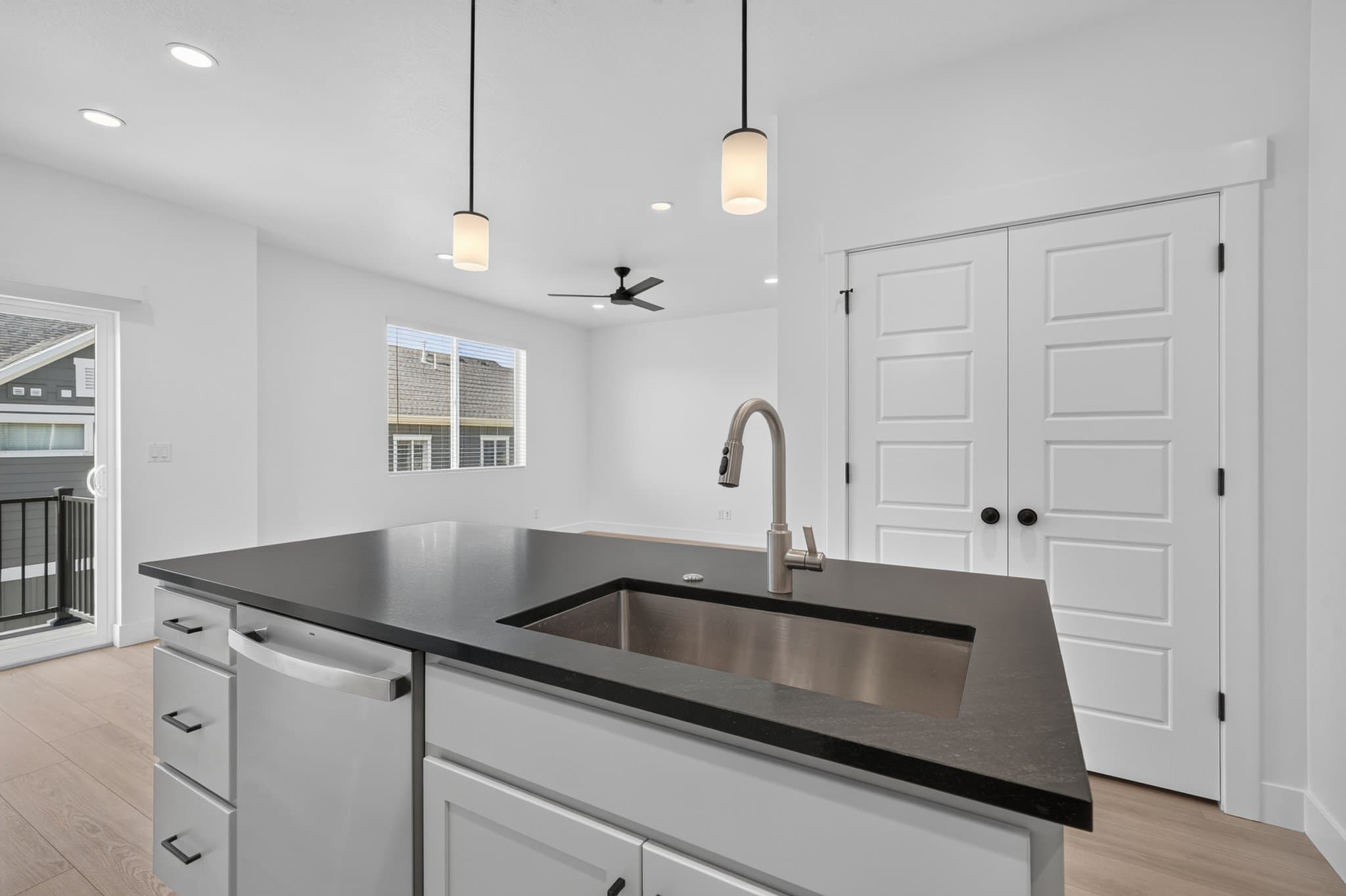 Lehi Townhome: 953 W. Mountain Hollow Way