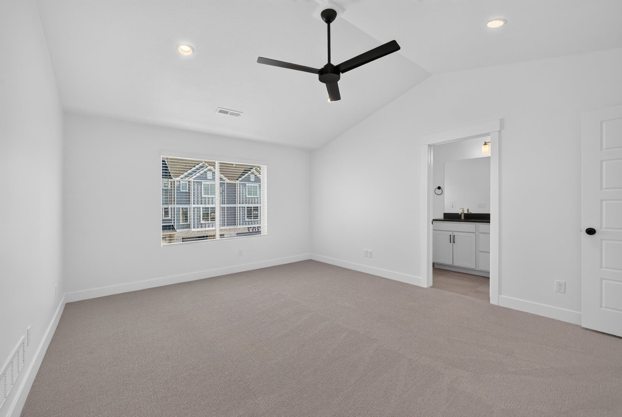 Lehi Townhome: 953 W. Mountain Hollow Way