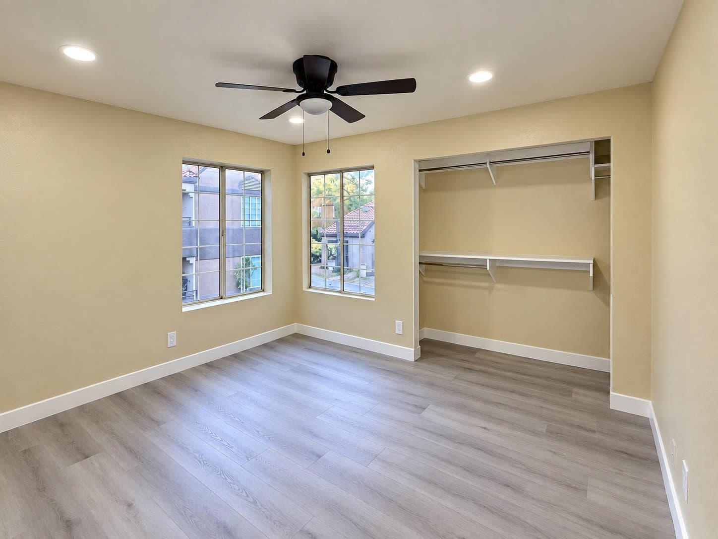 Las Vegas Condo: 2200 S Fort Apache Rd