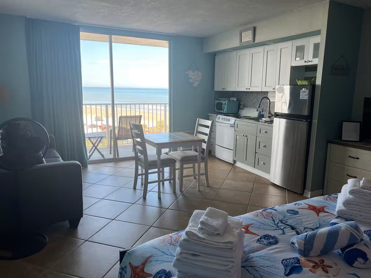 Daytona Beach Condo: 1233 S Atlantic Ave.