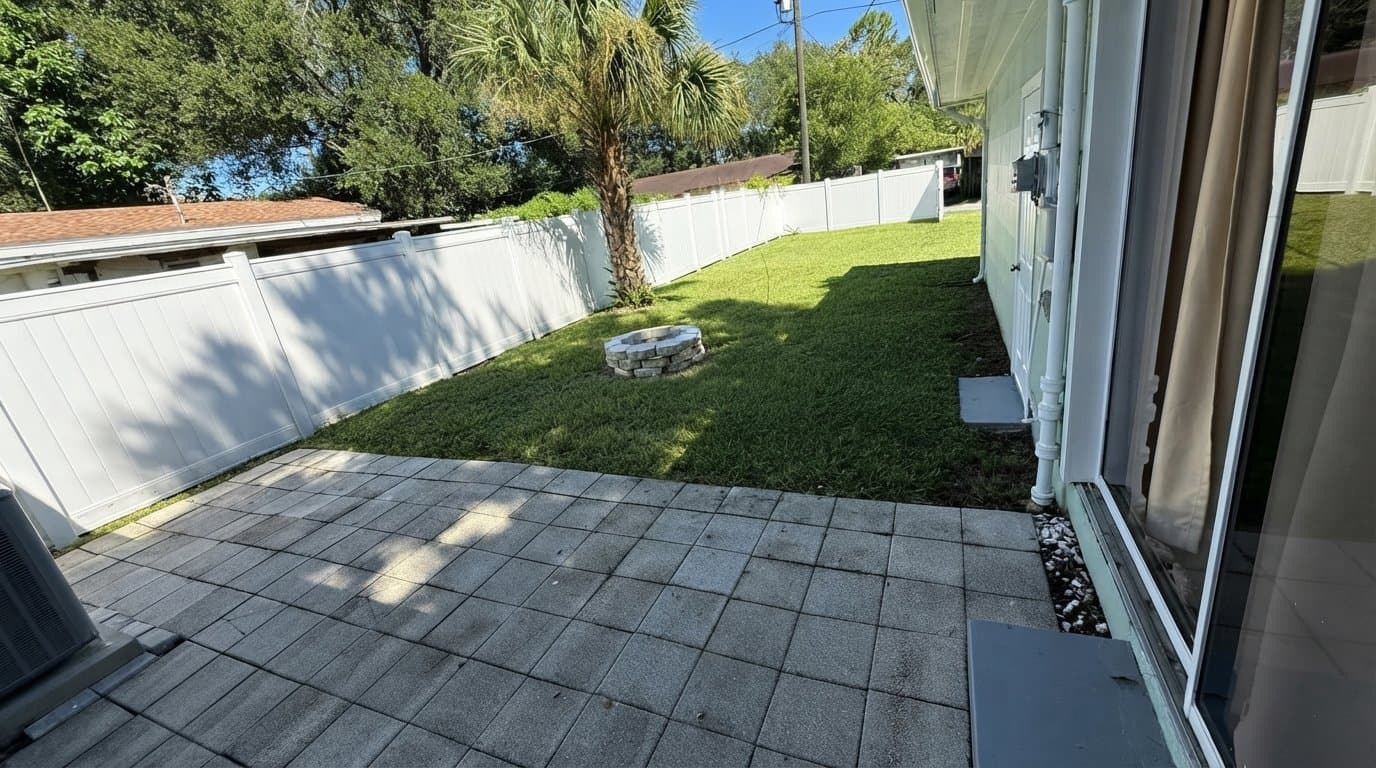 Saint Petersburg House: 3913 6th Ave N