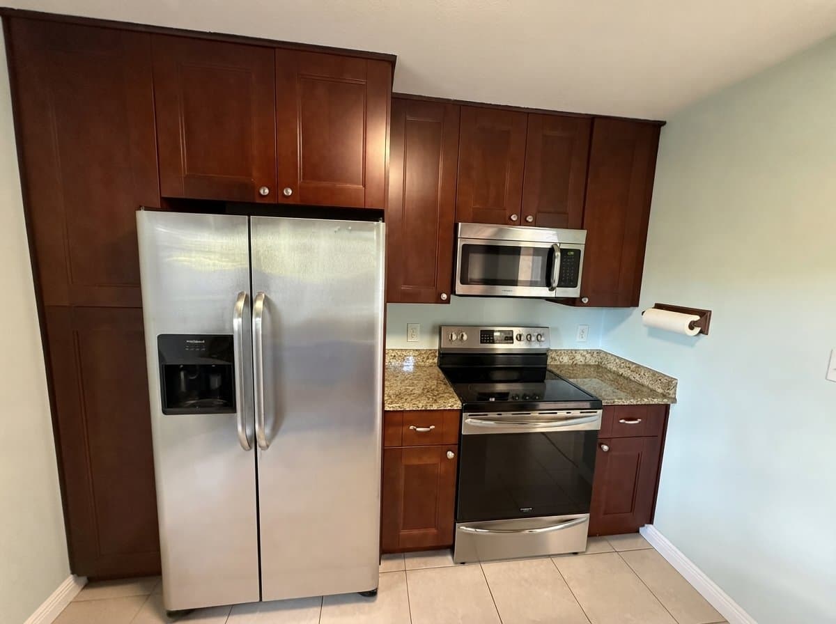 Saint Petersburg House: 3913 6th Ave N