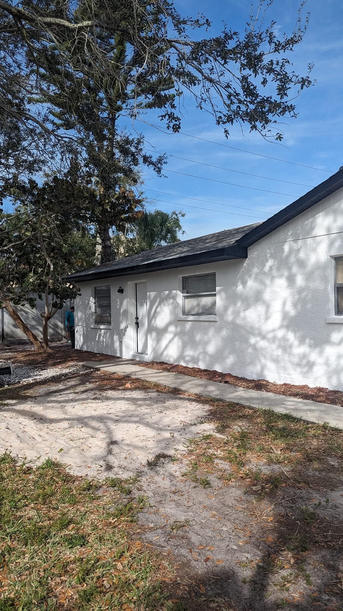 Bradenton Multiplex: 4512 68th St W