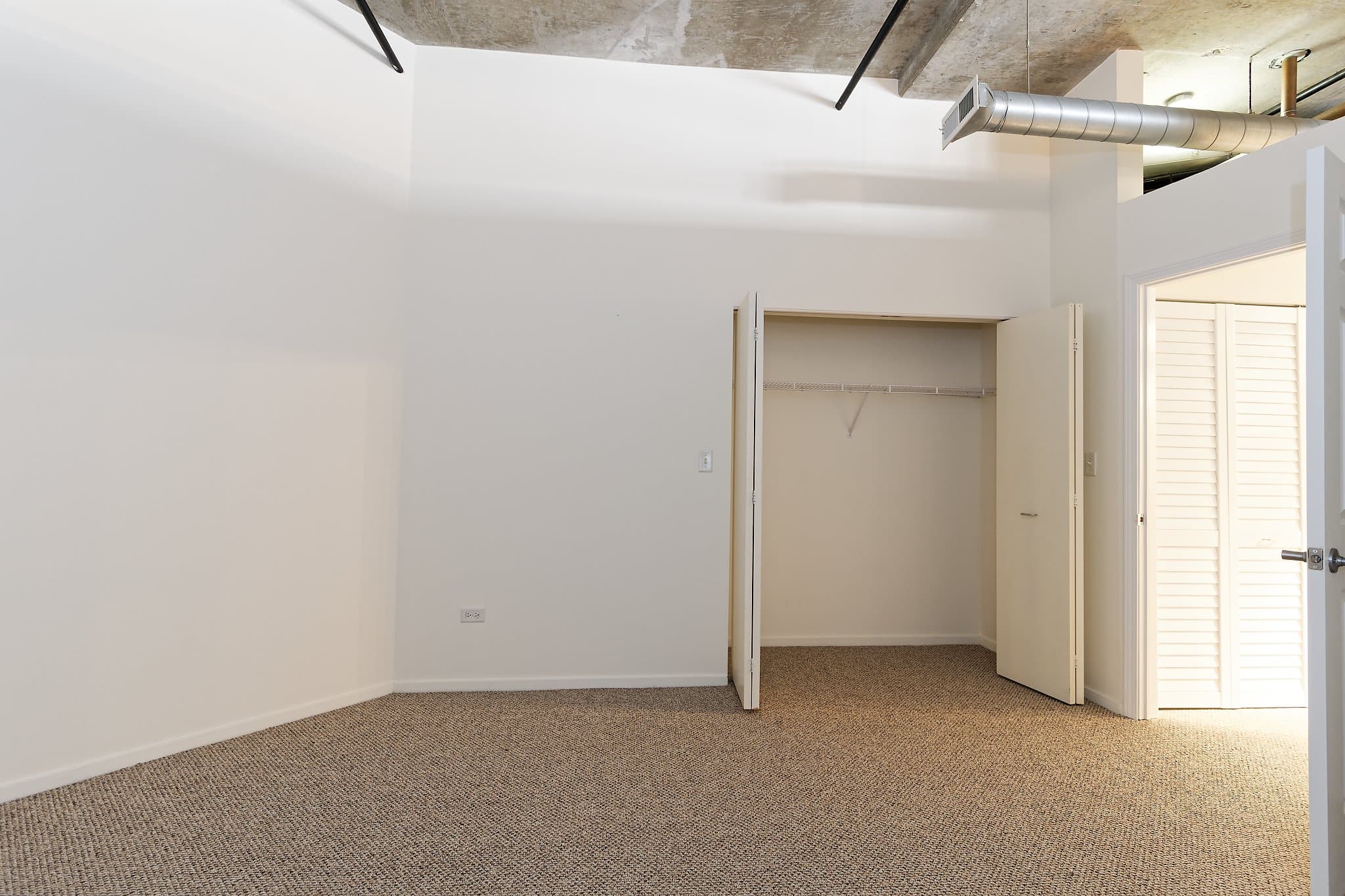 Chicago Condo: 933 West Van Buren