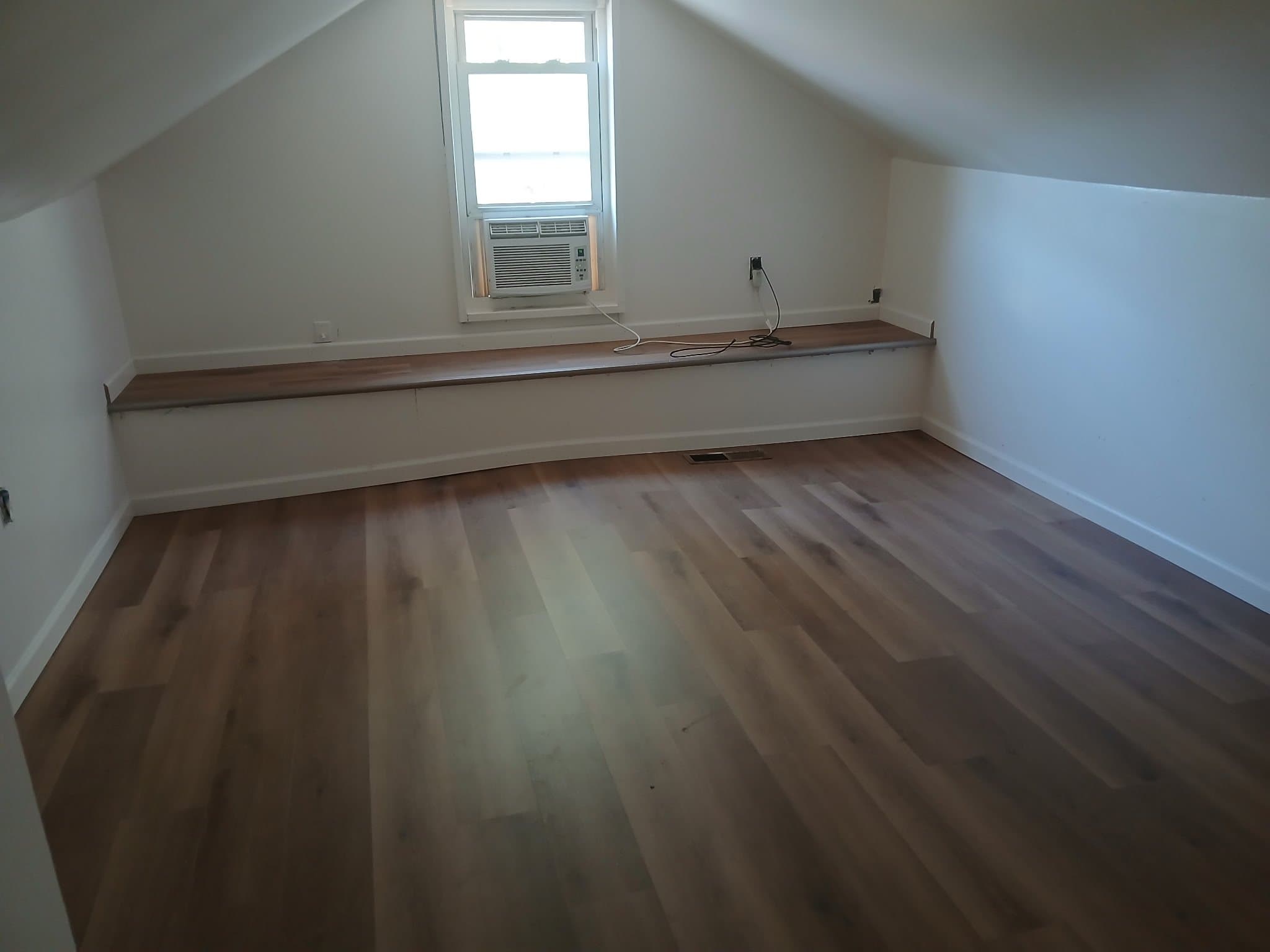 Watonga House: 813 N Burford Ave