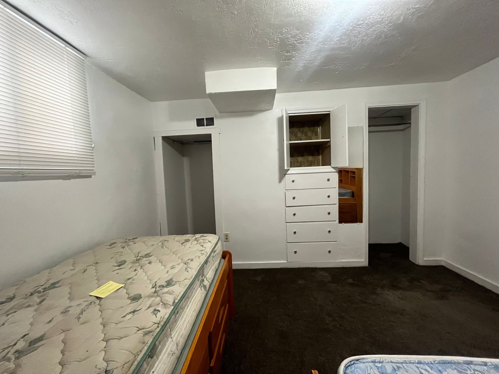 Provo Single Room: 355 E 500 N