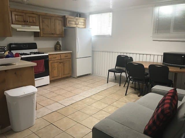 Provo Single Room: 355 E 500 N