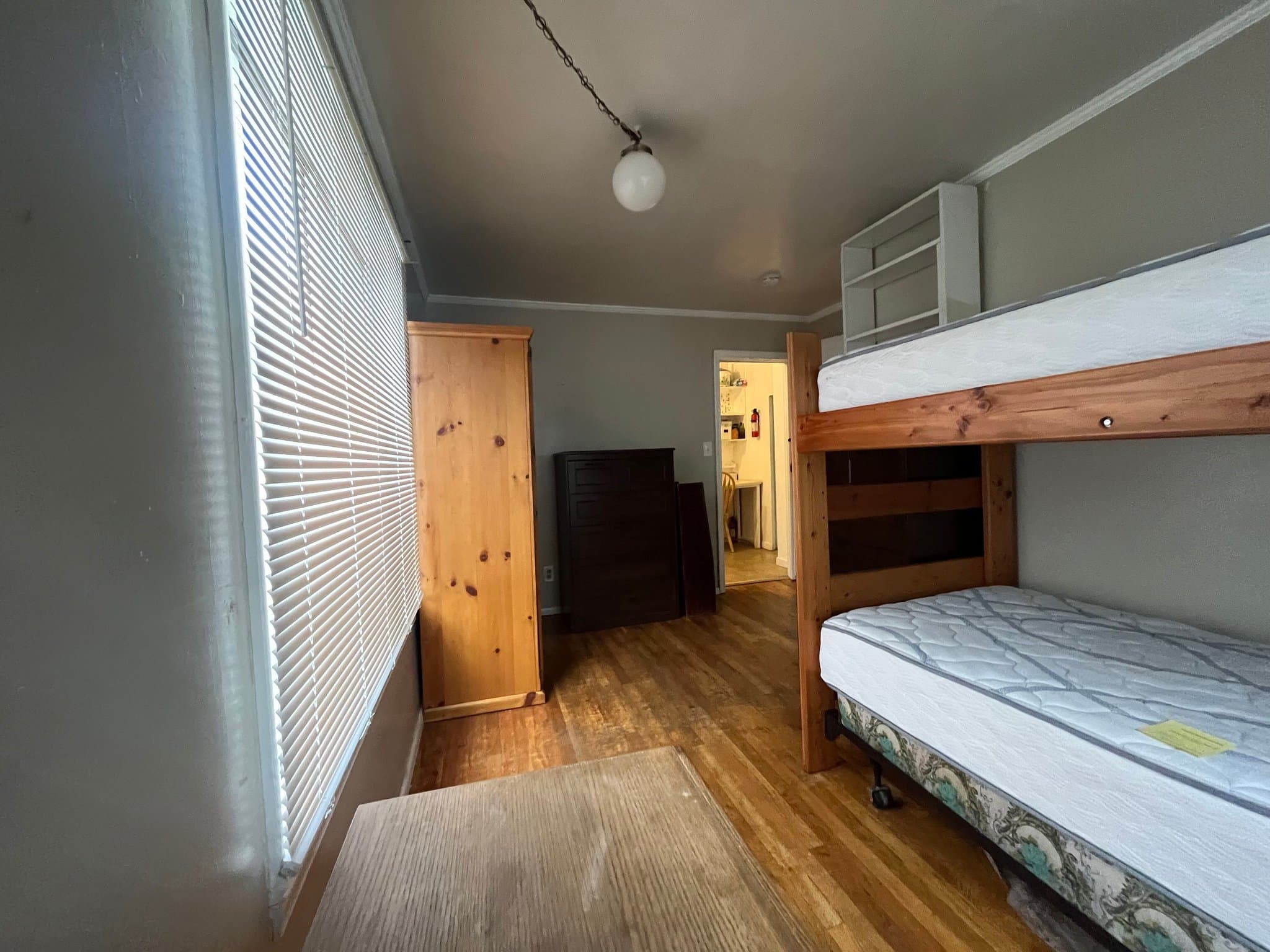 Provo Single Room: 355 E 500 N