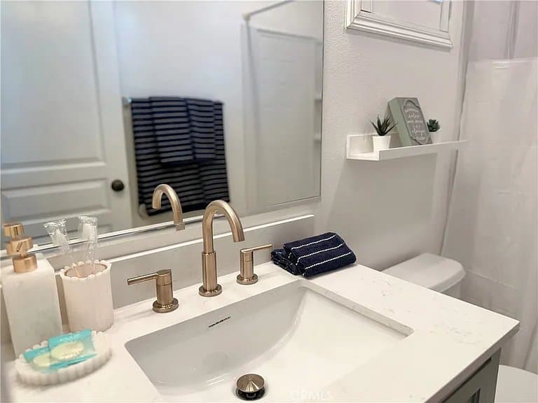 Stanton Townhome: Torino