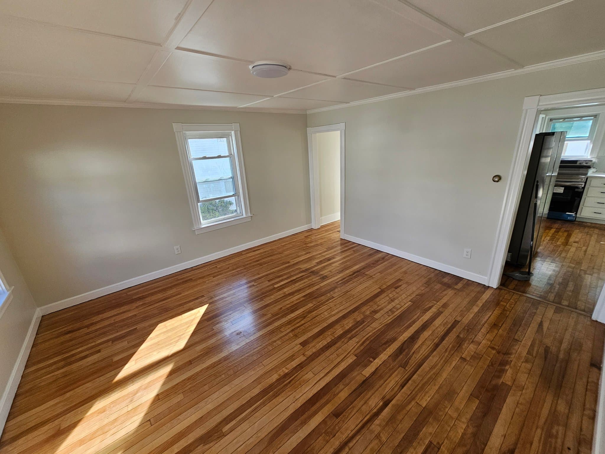 Whithinsville Townhome: 13-15 Maple St