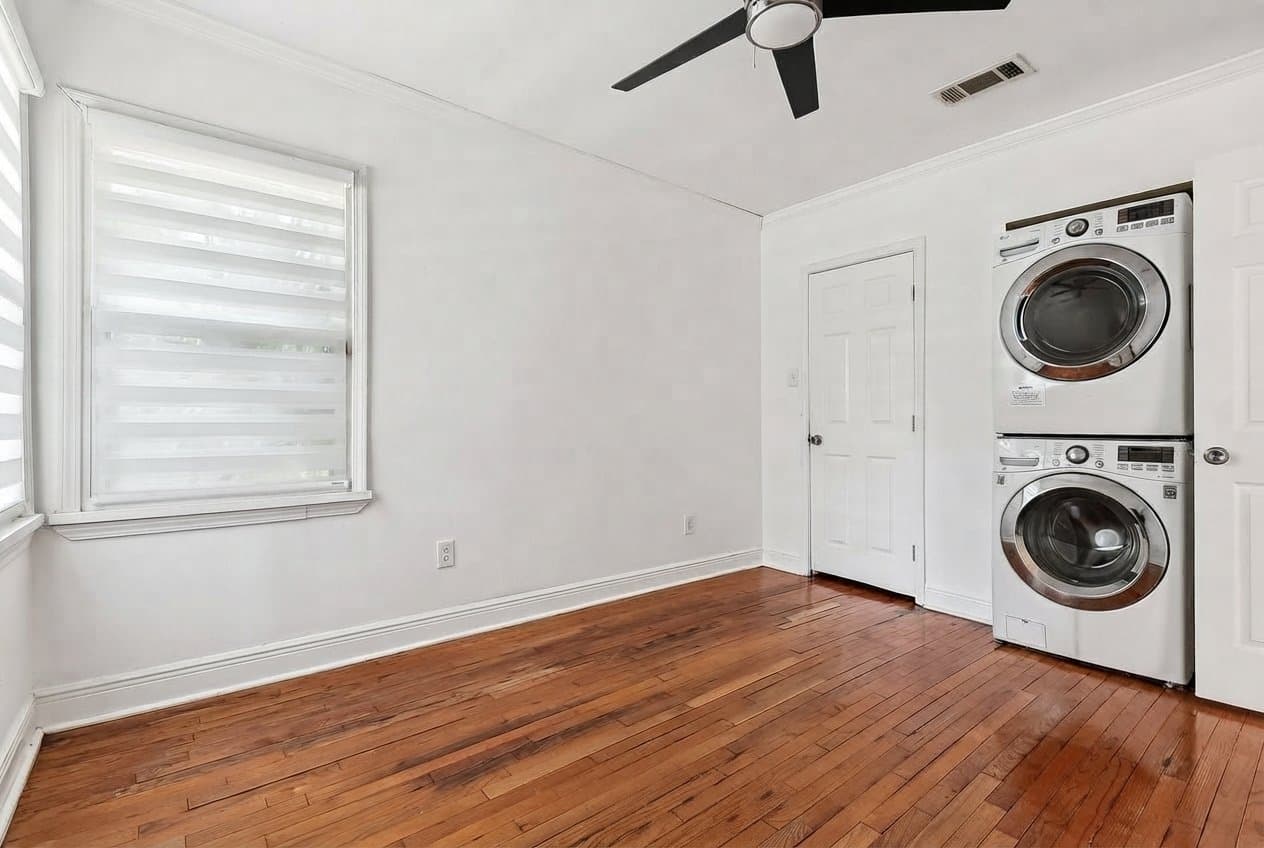 New Orleans House: 2135 Mirabeau Ave
