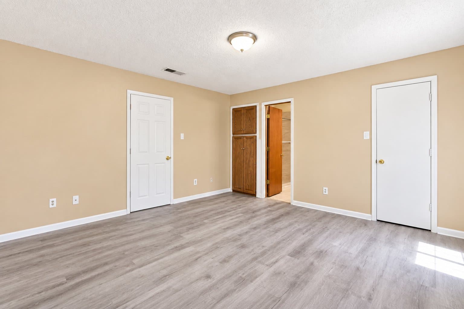 Fort Worth House: 4120 Tulip Tree Court