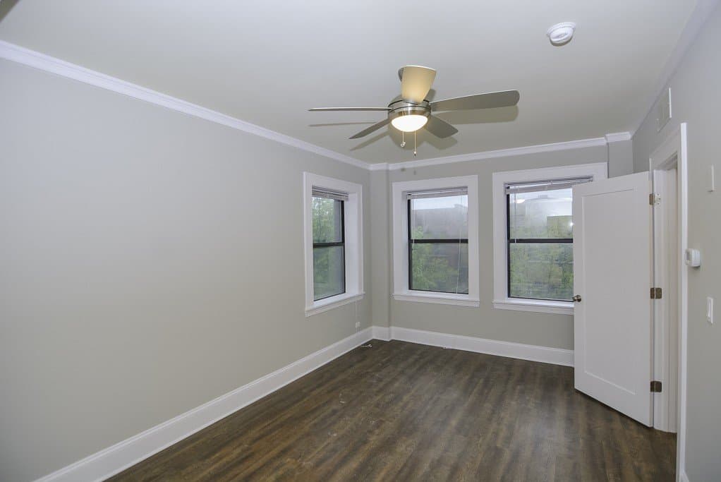 Chicago Apartment: 817 Lakeside Place
