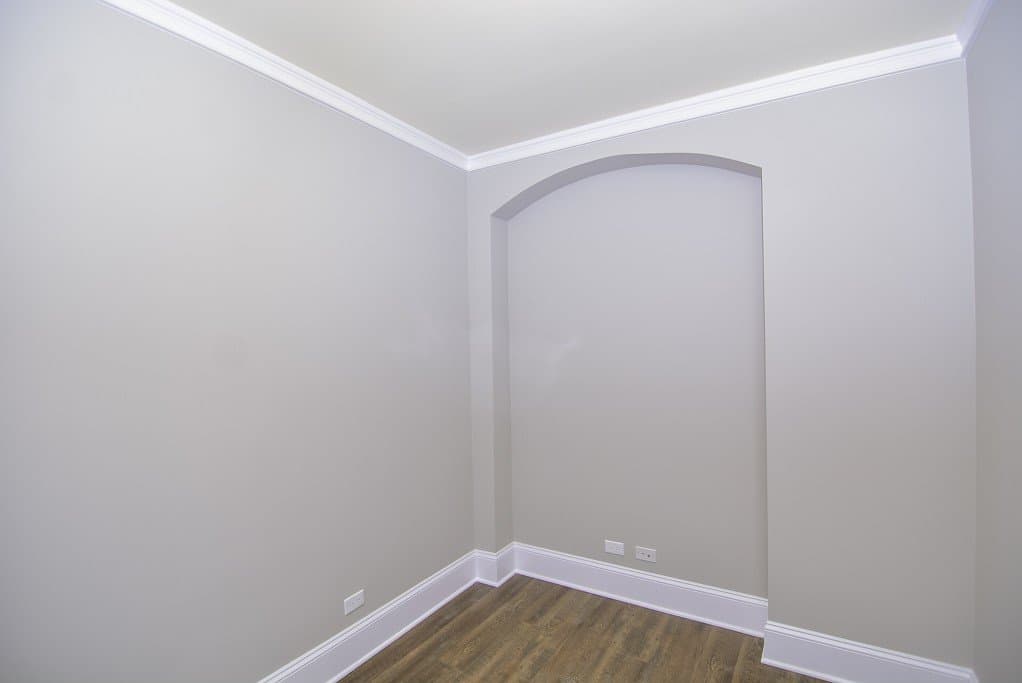 Chicago Apartment: 817 Lakeside Place