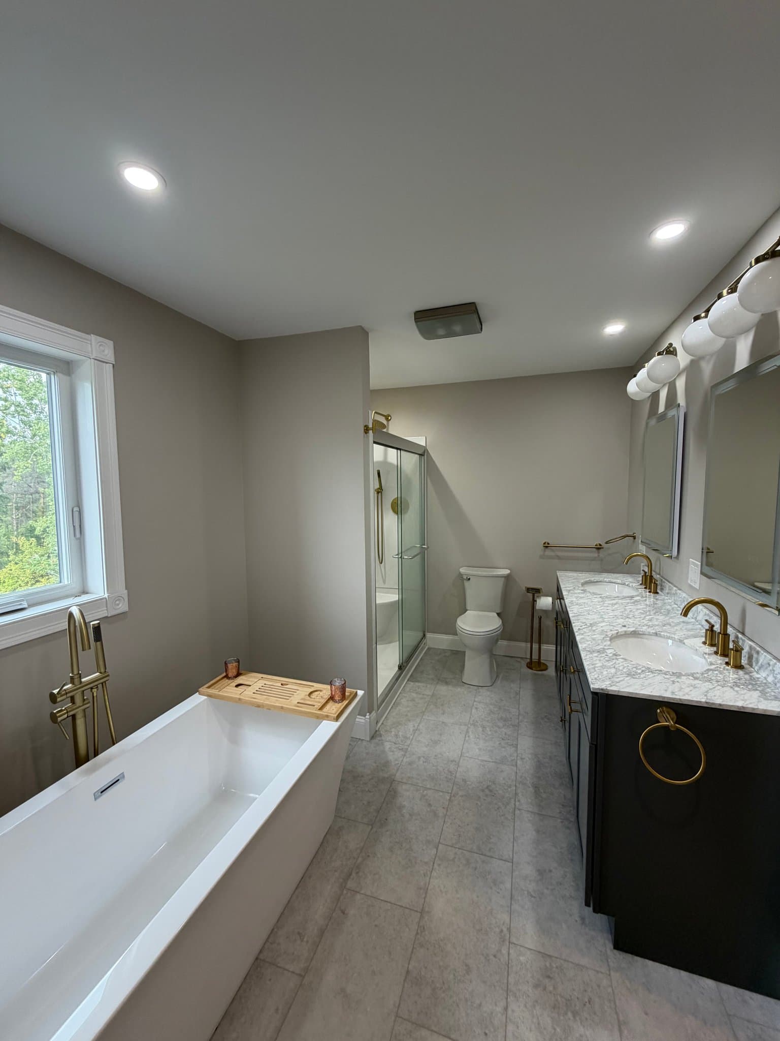Canastota House: 6989 Harp Rd