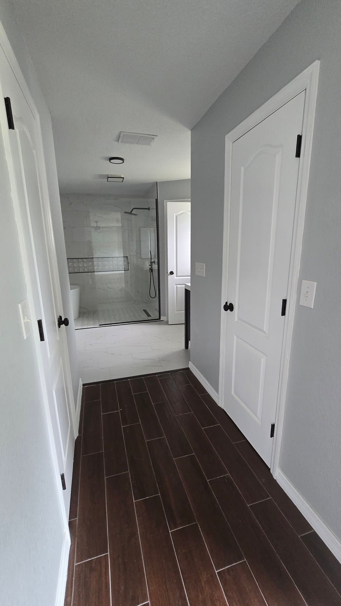 Lakeland House: 7704 Canterbury Cir
