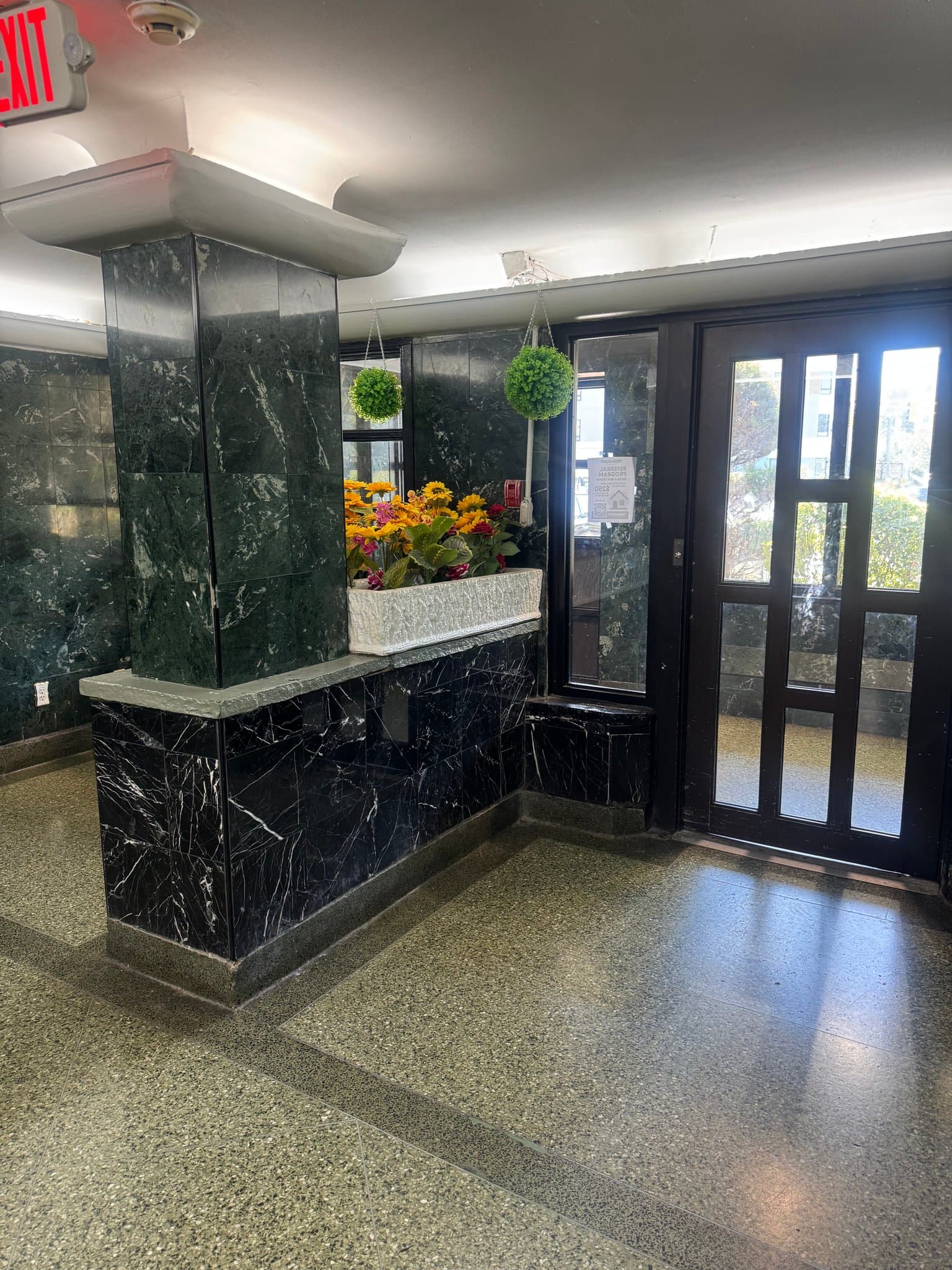 East Orange Apartment: 110 Washington