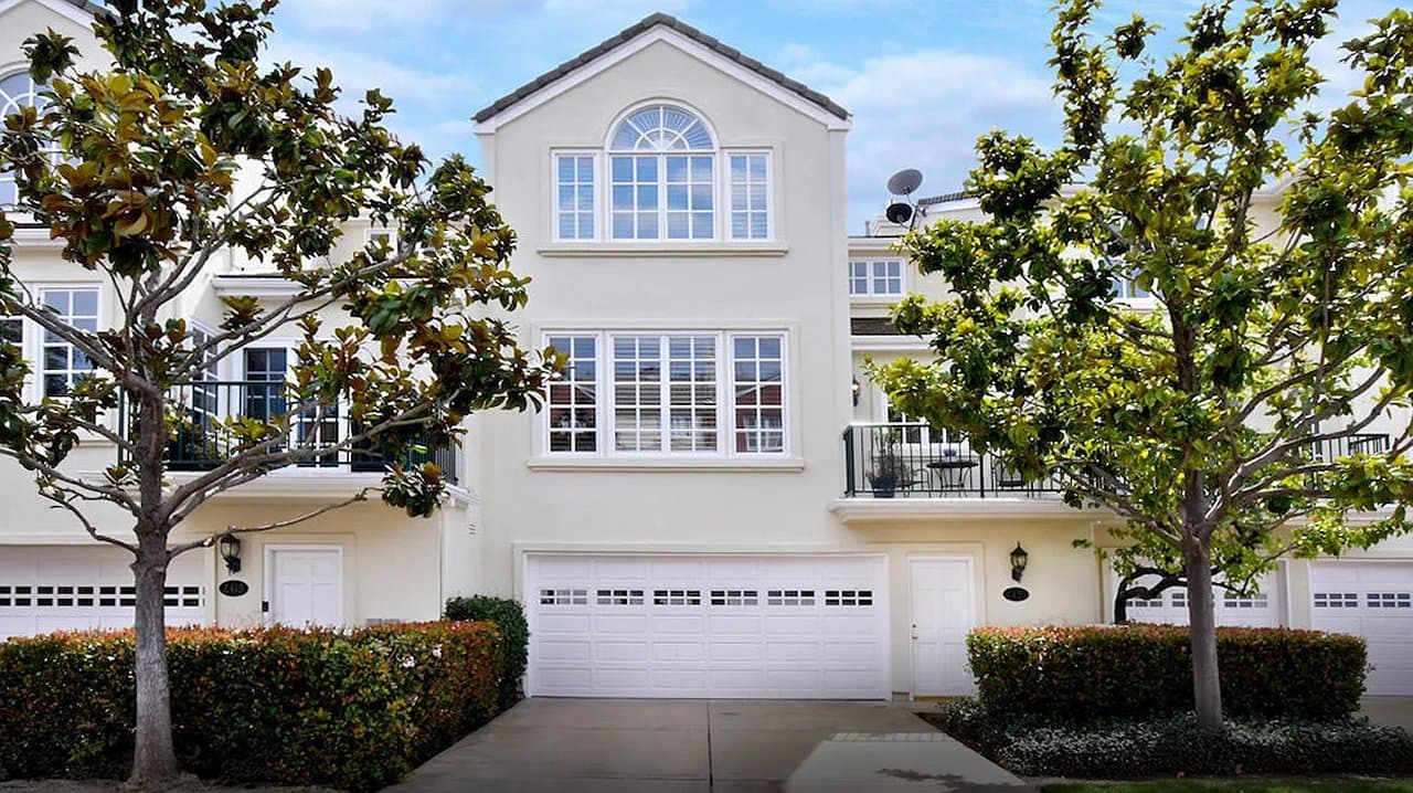 Thousand Oaks Townhome: 2430 Swanfield Ct