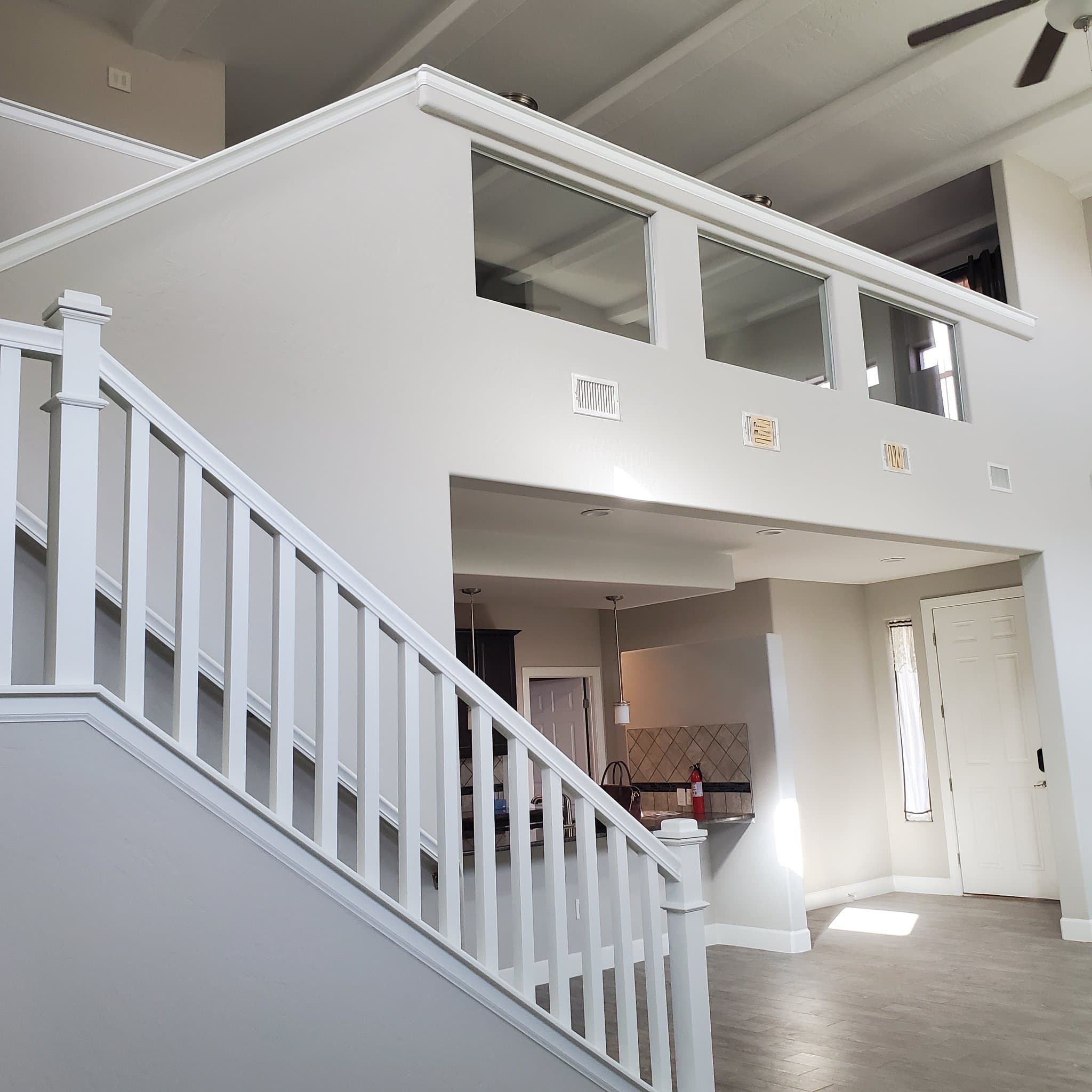 Roswell House: 12 Holly Loop