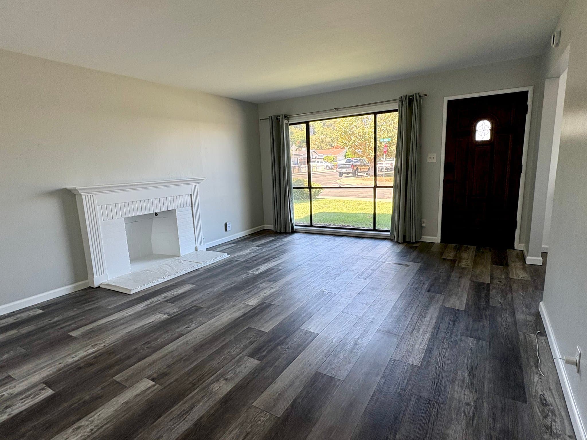 Pinole House: 2302 La Salle Dr