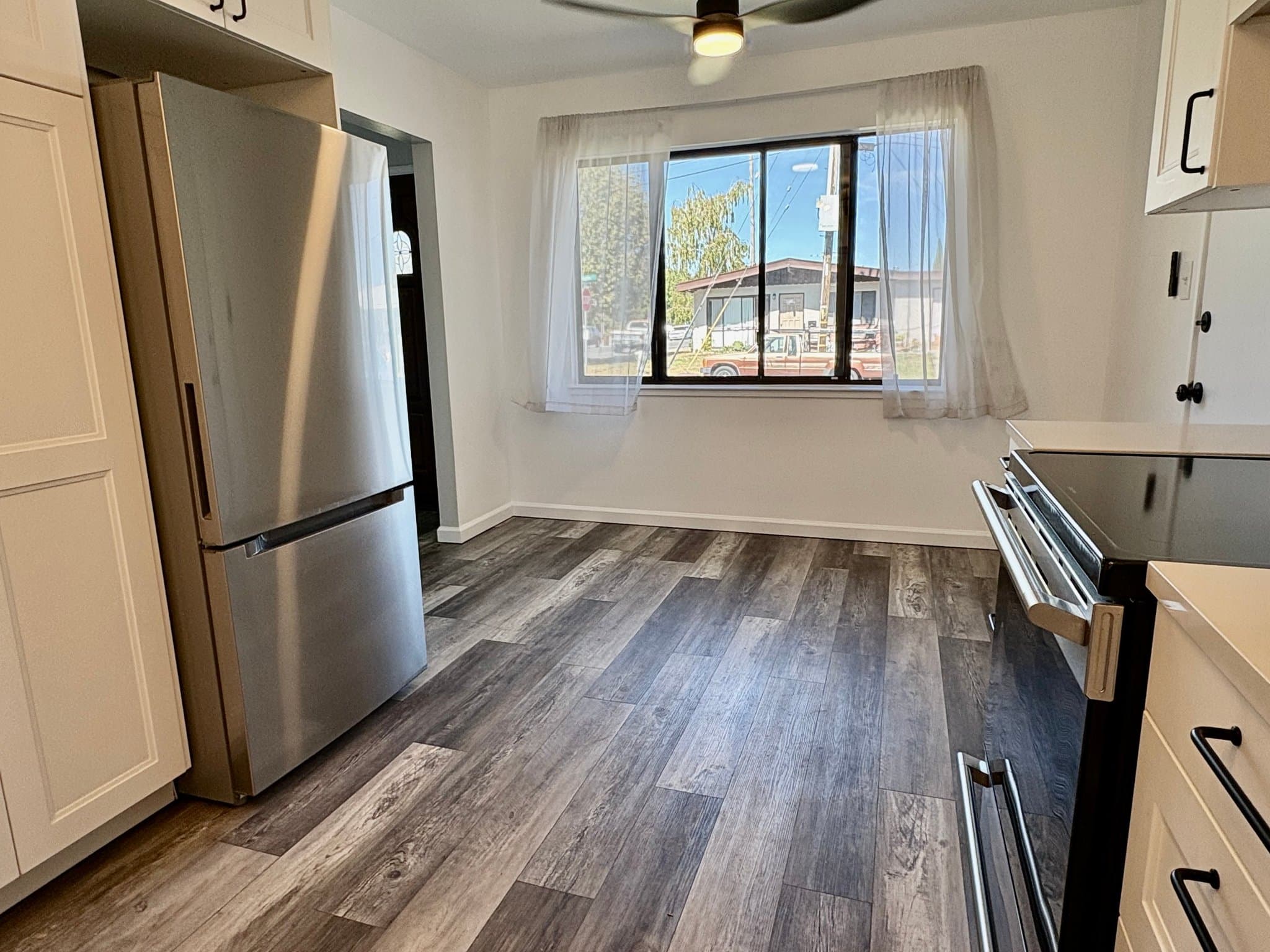 Pinole House: 2302 La Salle Dr