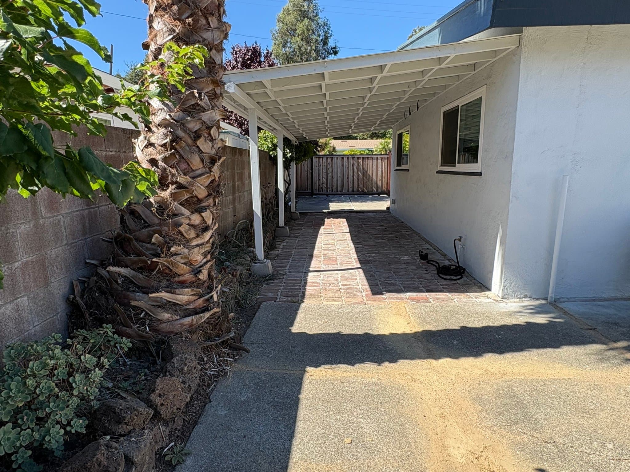Pinole House: 2302 La Salle Dr