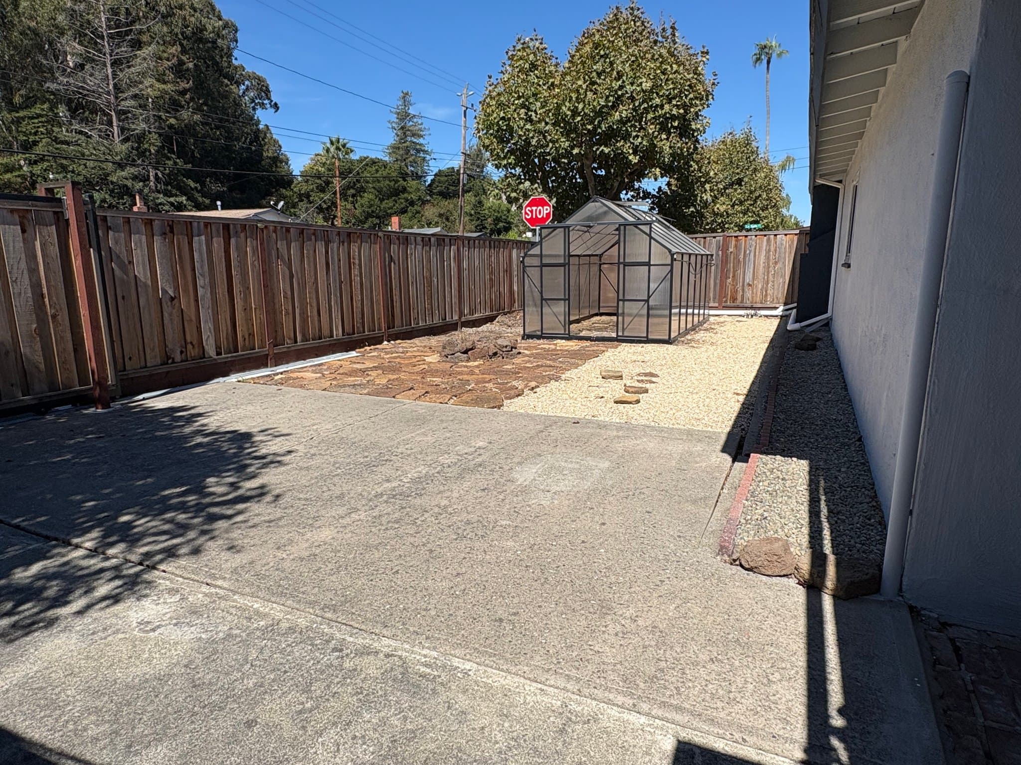 Pinole House: 2302 La Salle Dr