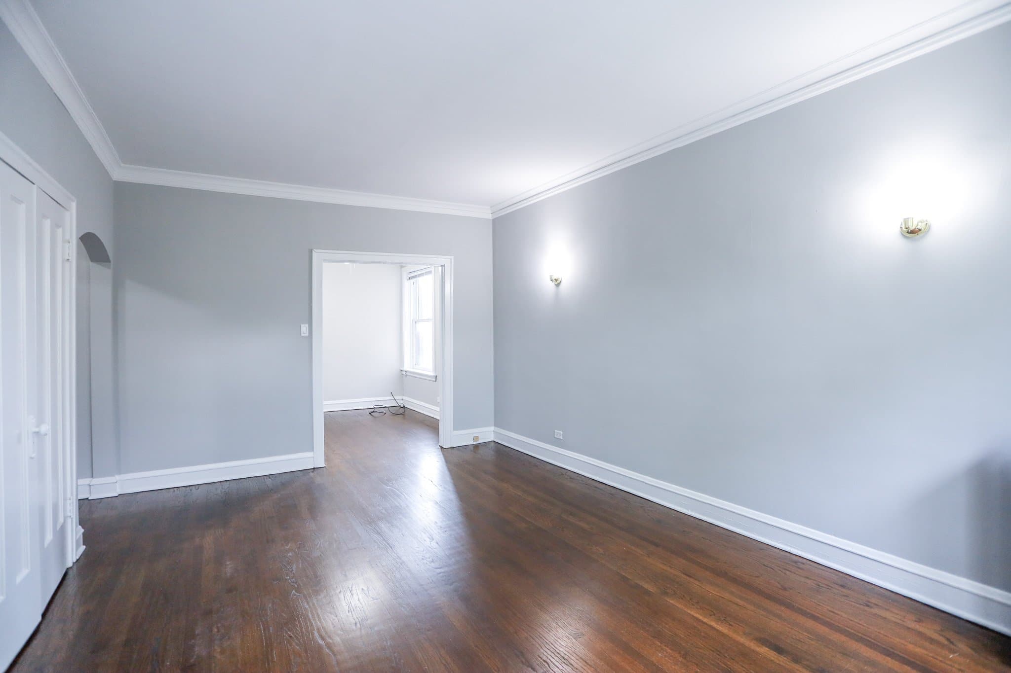 Chicago Apartment: 3410 W Balmoral