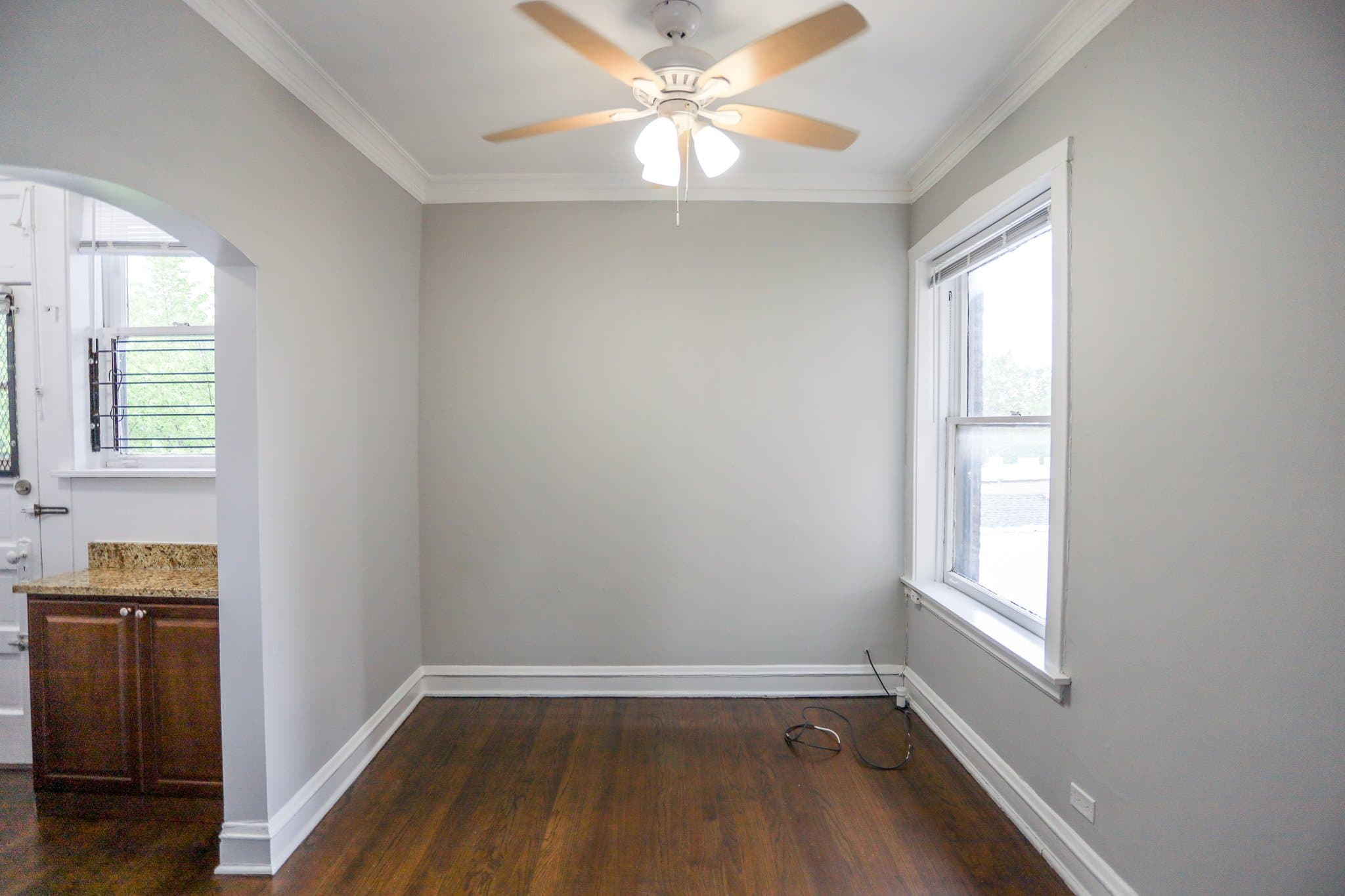 Chicago Apartment: 3410 W Balmoral