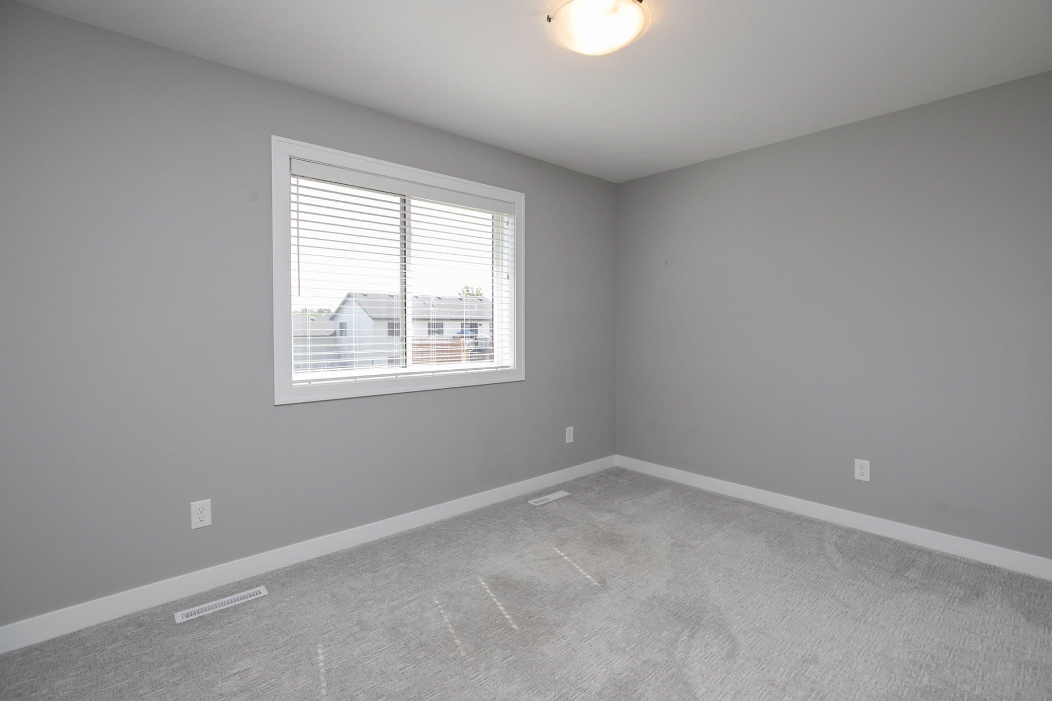 Stewartville House: 1106 Petersen Ct NW