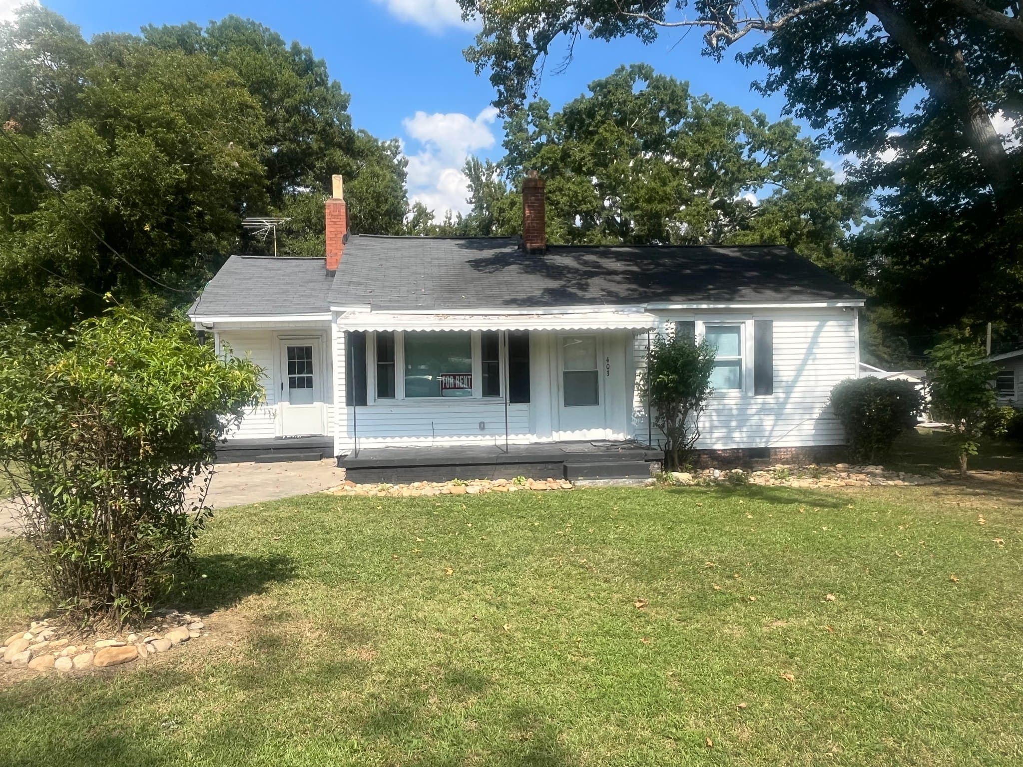 Belton House: 403 Green Street