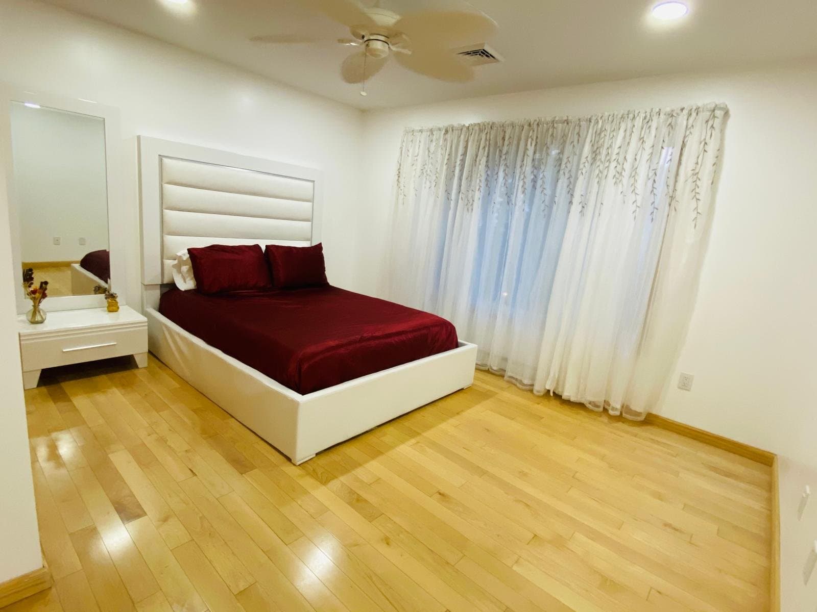 Mount Pocono House: 27 Brunswick Dr