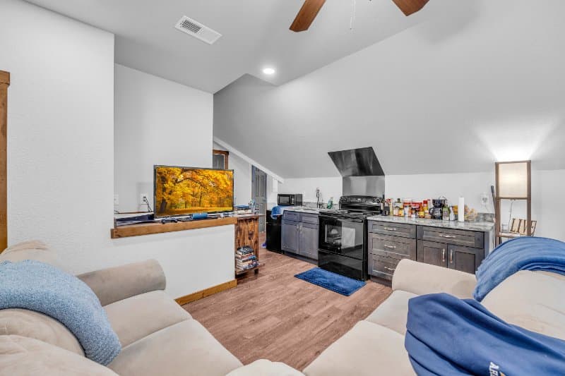 Canon Apartment: 0 Spring Creek Court