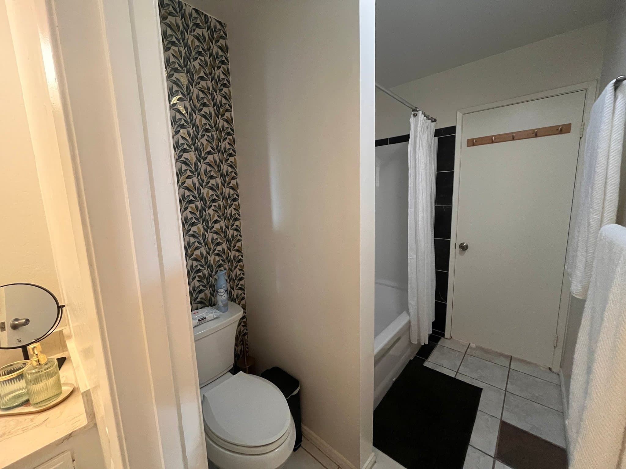 Ventura Condo: 3075 E Harbor Blvd