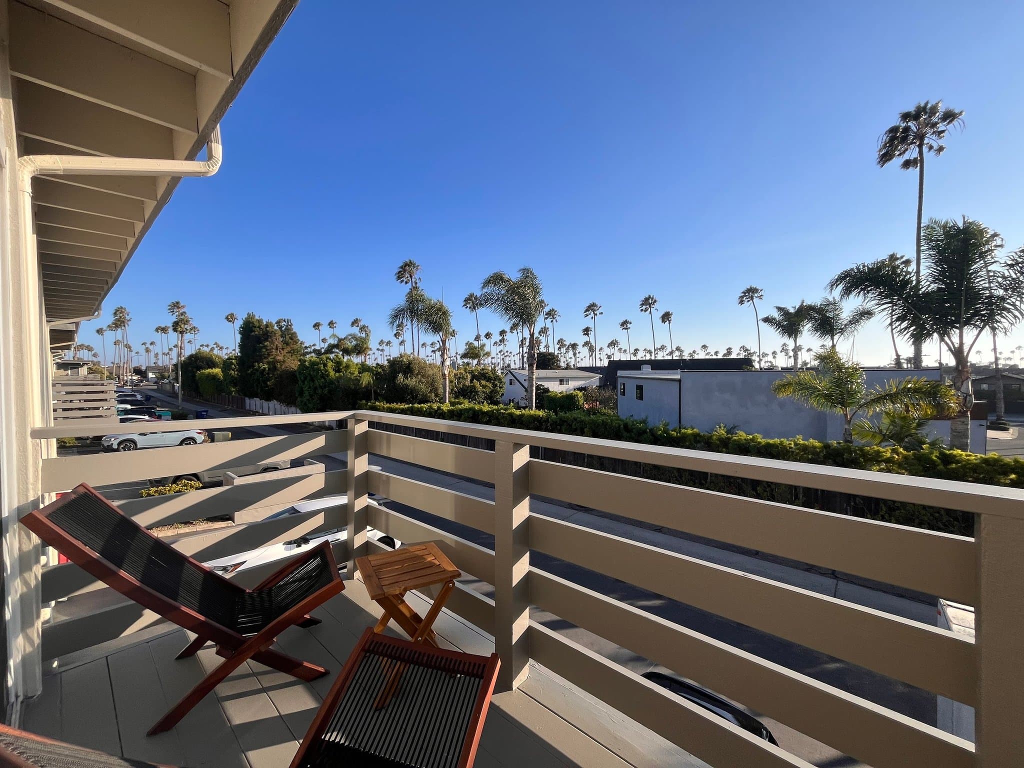 Ventura Condo: 3075 E Harbor Blvd