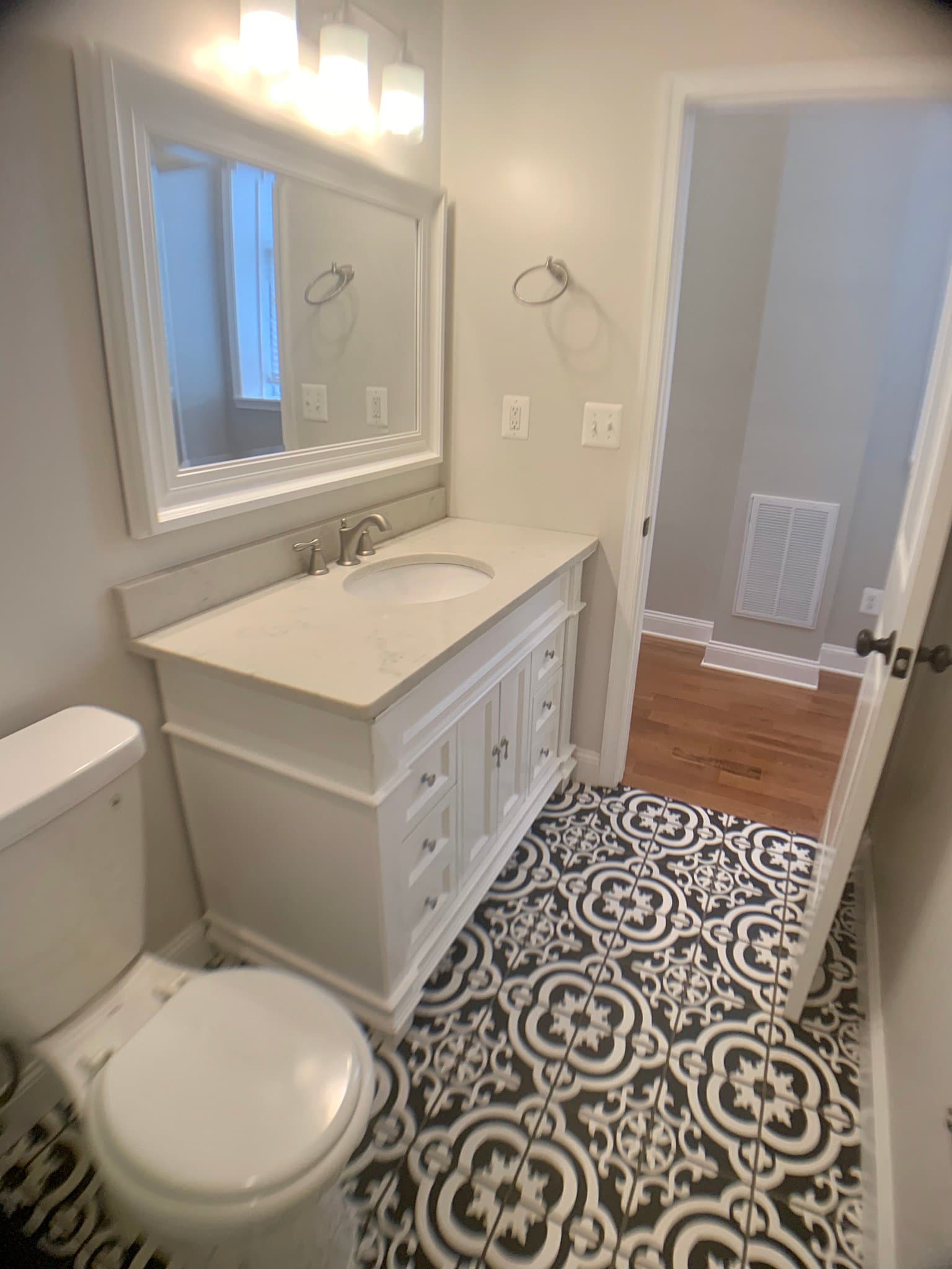 Baltimore Apartment: 227 East Biddle Street