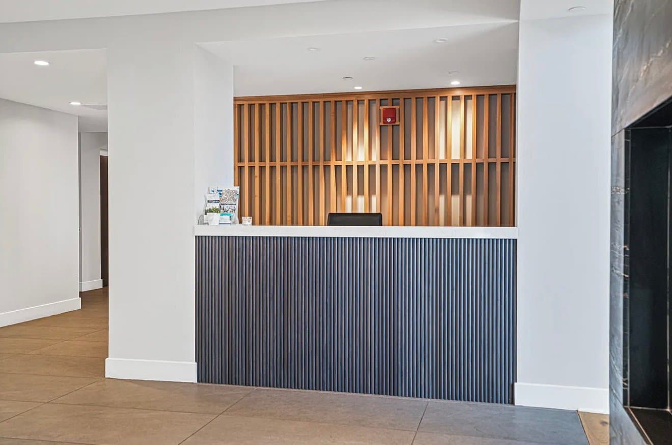 Washington Condo: 37 L ST SE