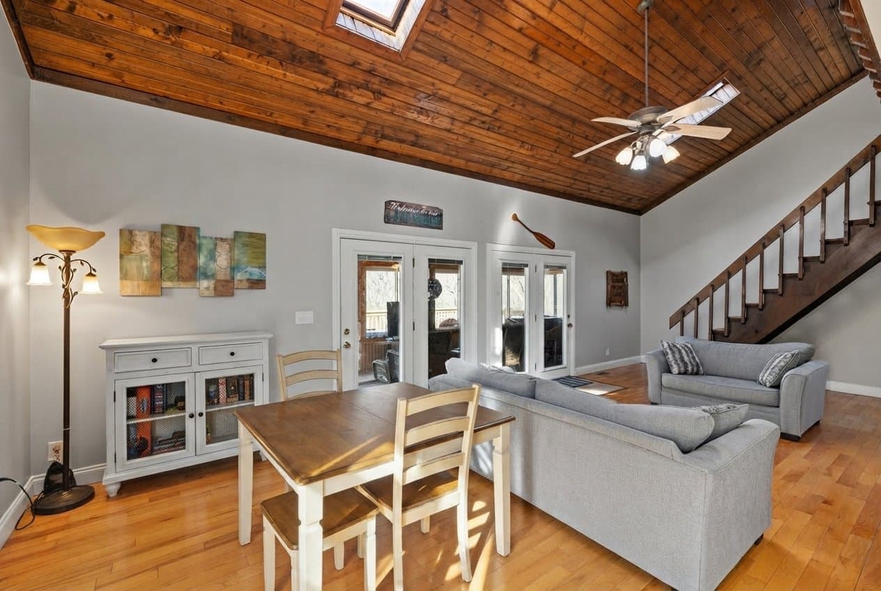 Nancy House: 2026 Keeney Rd