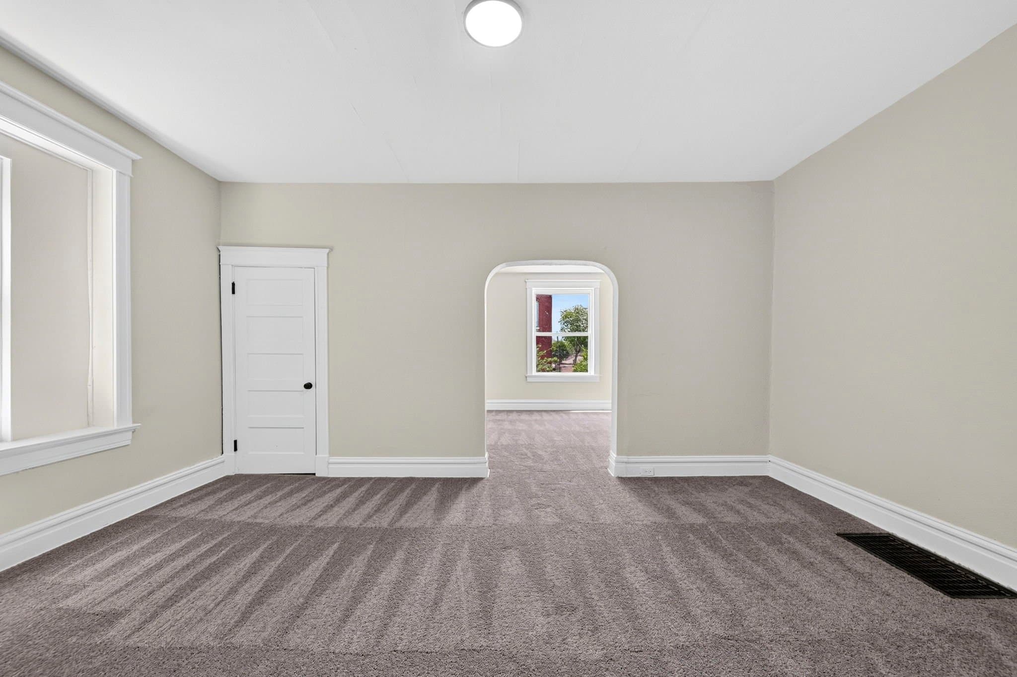 St Louis House: 3234 Michigan Ave