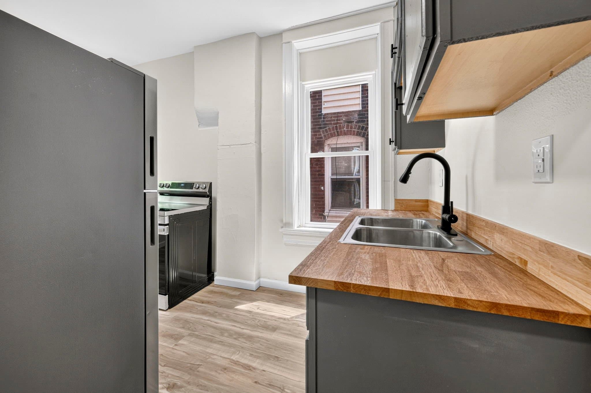 St Louis House: 3234 Michigan Ave
