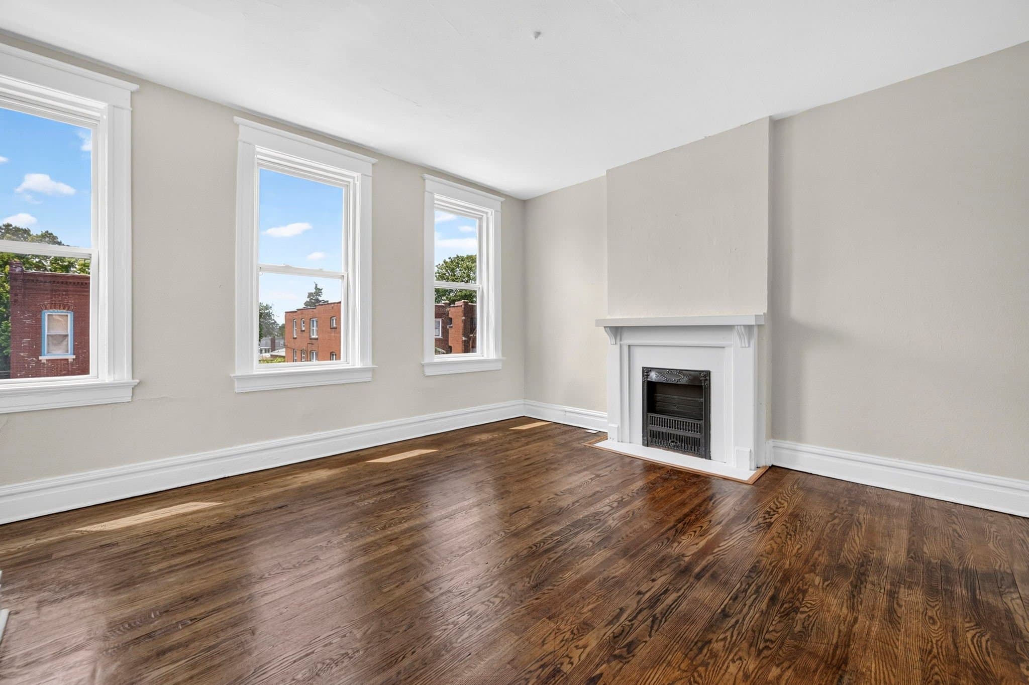 St Louis House: 3234 Michigan Ave