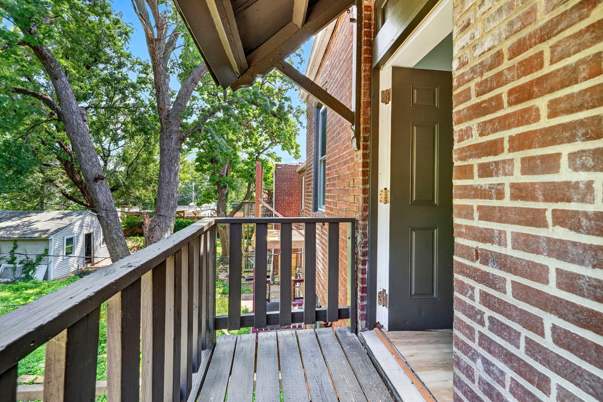St Louis House: 3234 Michigan Ave