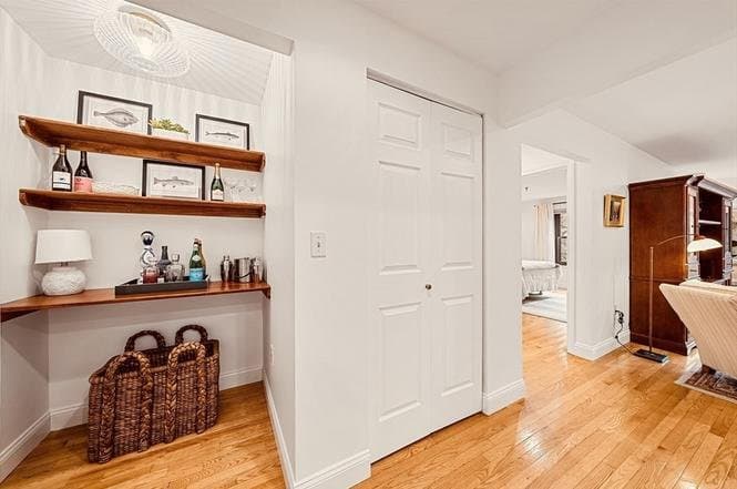 Boston Condo: 16 Harcourt St