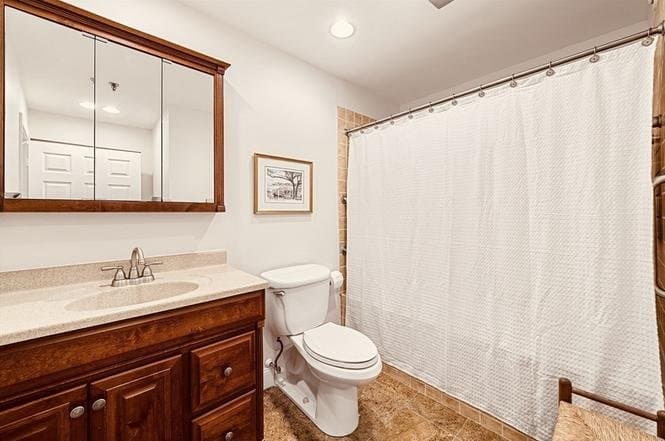 Boston Condo: 16 Harcourt St