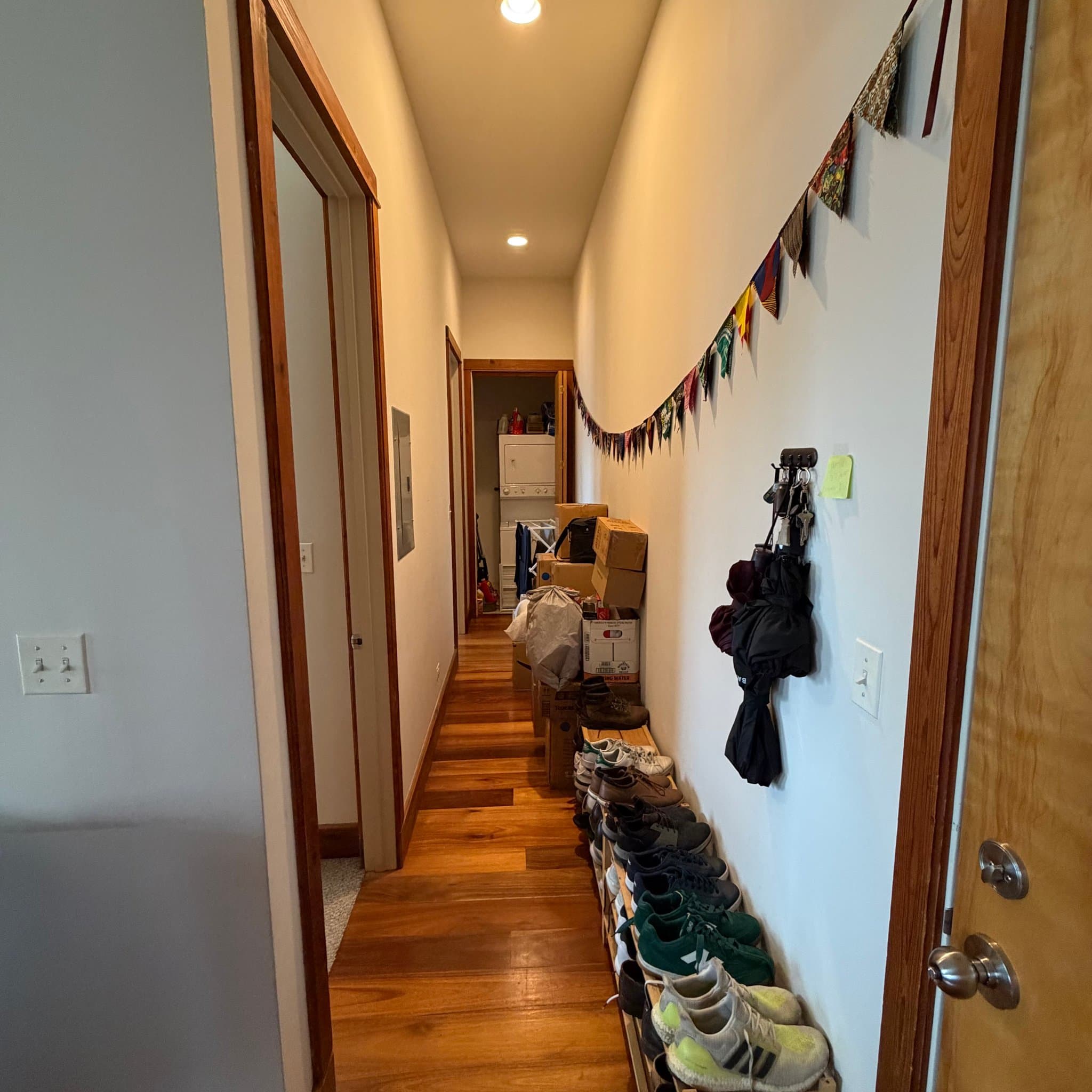 Chicago Apartment: 5346 S Cornell