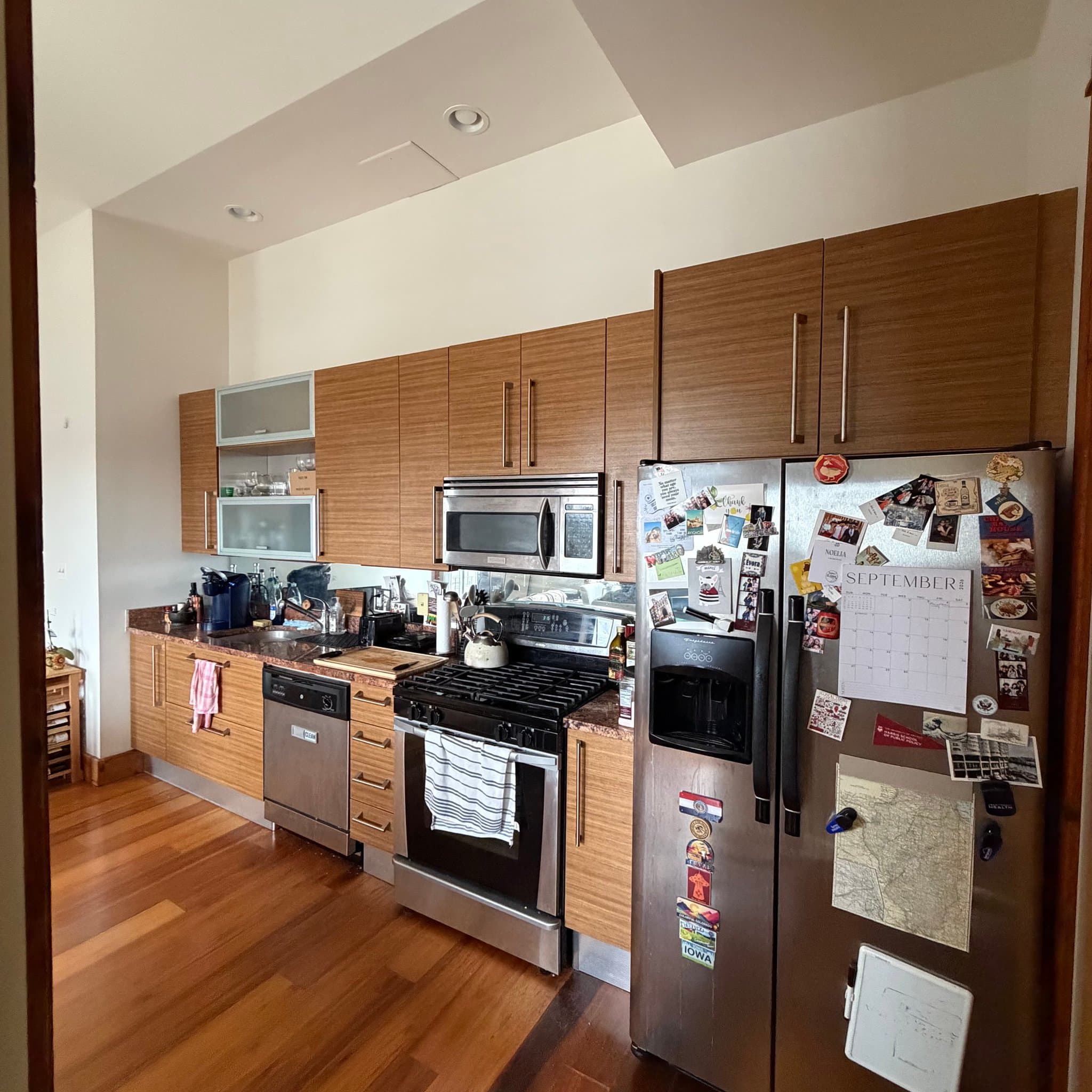 Chicago Apartment: 5346 S Cornell