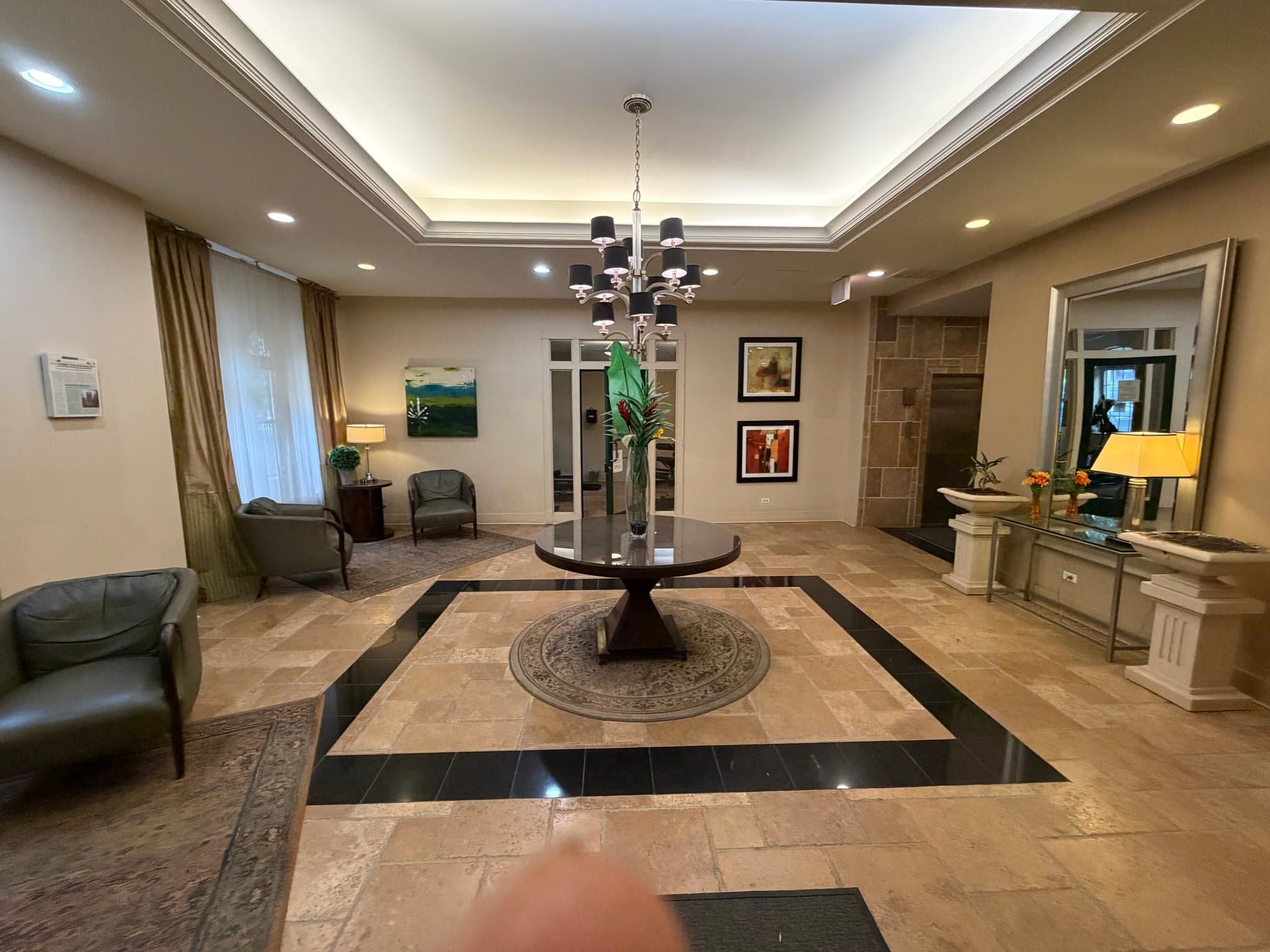 Chicago Apartment: 5346 S Cornell