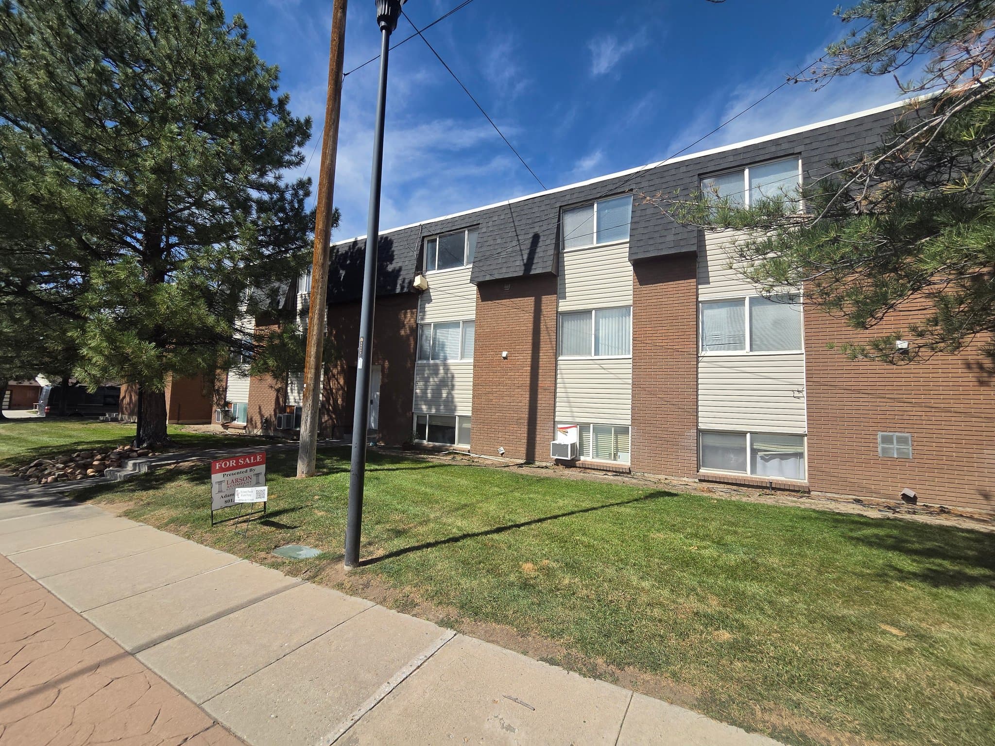 Sandy Condo: 265 East 8880 South