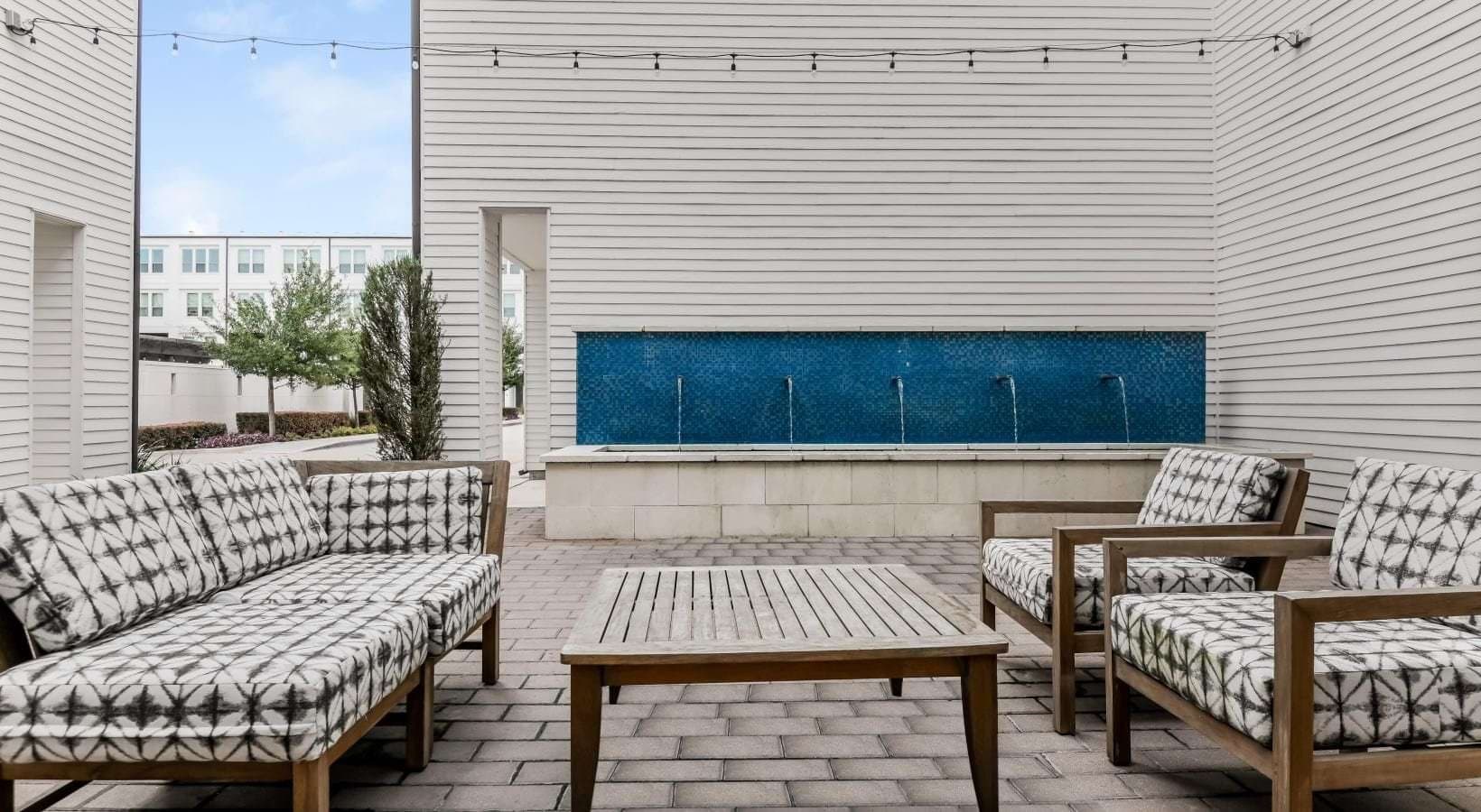 Dallas Apartment: 8025 Forest Ln