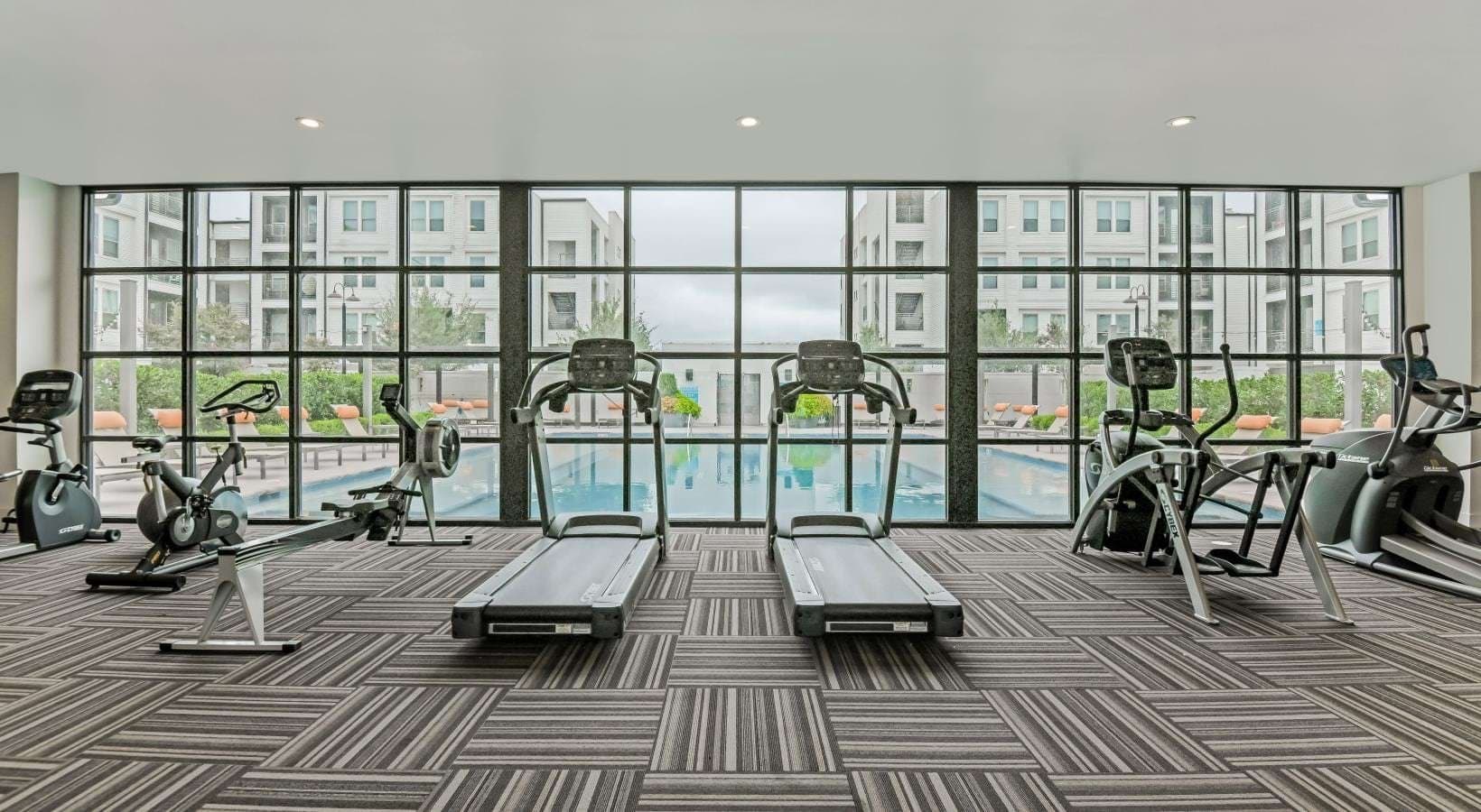 Dallas Apartment: 8025 Forest Ln